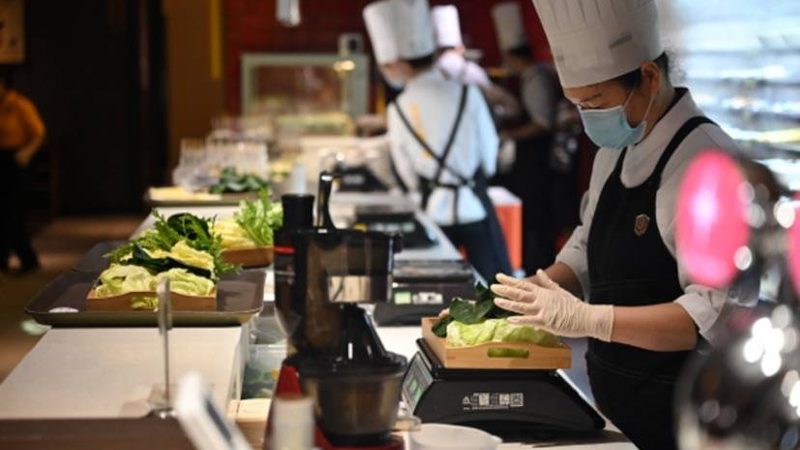 休闲食品十大品牌排名2025
