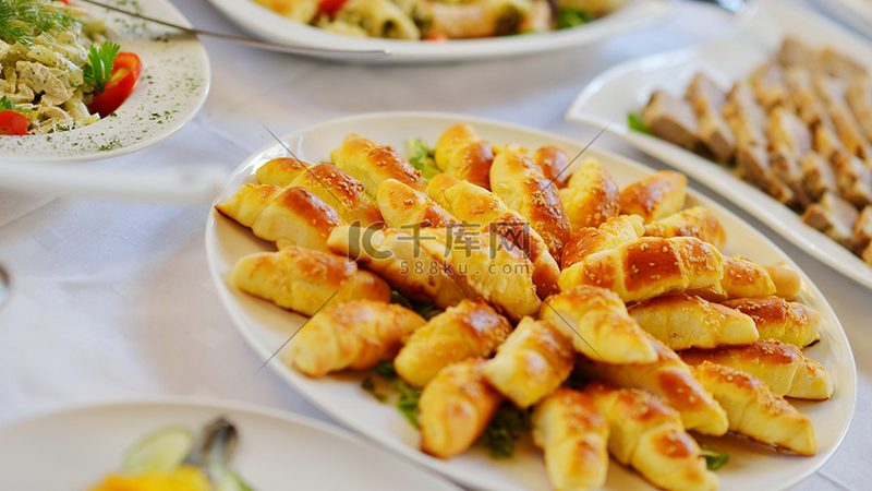 蜜饯果脯加盟代理：揭秘费用构成与避坑指南